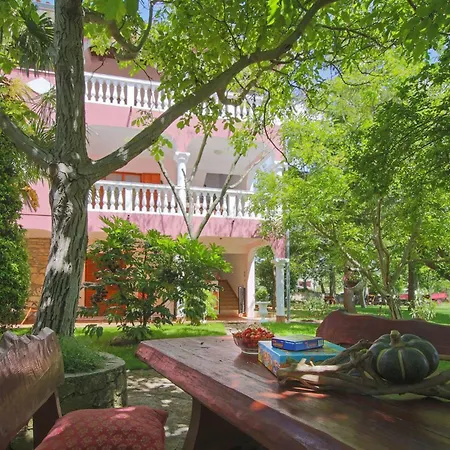 Апартаменты Amazing In Trget